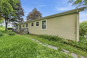 63 Miles St, Millbury, MA 01527 - Photo 33