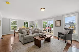 6 Monroe St, Amesbury, MA 01913 - Photo 7