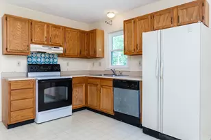 22 St Botolph St, Haverhill, MA 01832 - Photo 9
