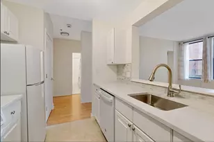4 Charlesgate E, Boston, MA 02215 - Photo 3
