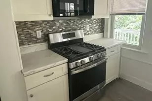 7 Main St, Foxboro, MA 02035 - Photo 3