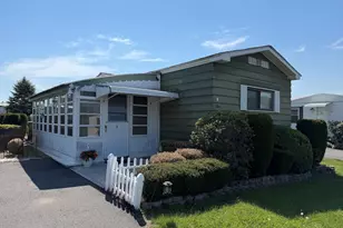 5 4th Ave, Westfield, MA 01085 - Photo 3
