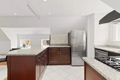 1426 Cambridge St #3, Cambridge, MA 02141 - Photo 5