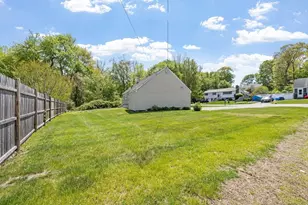 142 Bald Eagle Rd, Weymouth, MA 02190 - Photo 3