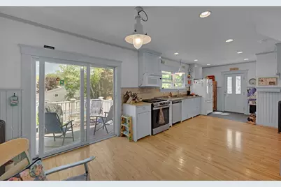 119 Chestnut St, Southbridge, MA 01550 - Photo 7