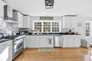 578 Huckins Neck Rd, Barnstable, MA 02632 - Photo 5