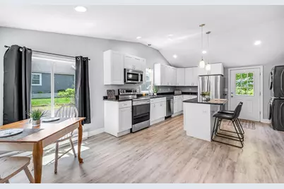 95 Summer Ave, Ludlow, MA 01056 - Photo 3