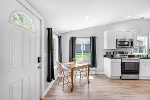 95 Summer Ave, Ludlow, MA 01056 - Photo 9
