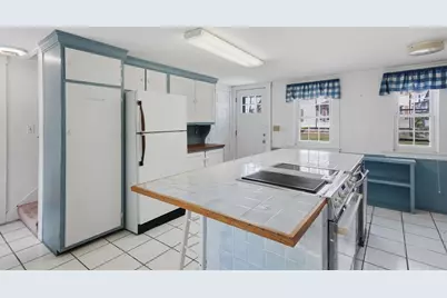 605 Main Street, Woburn, MA 01801 - Photo 13