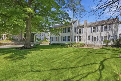 605 Main Street, Woburn, MA 01801 - Photo 3