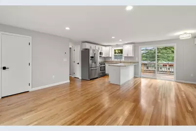 69 Summit Ave, Marlborough, MA 01752 - Photo 9
