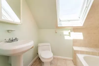 9 Cedrus Ave, Boston, MA 02131 - Photo 29