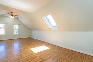 9 Cedrus Ave, Boston, MA 02131 - Photo 27