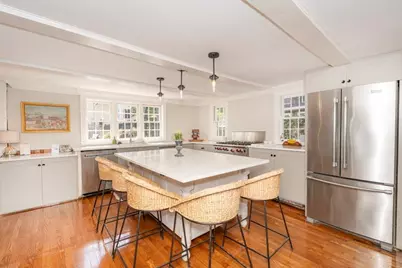 64 Prospect St, Newburyport, MA 01950 - Photo 3