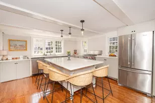 64 Prospect St, Newburyport, MA 01950 - Photo 3