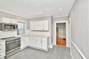 102 Radcliffe St, Boston, MA 02121 - Photo 9