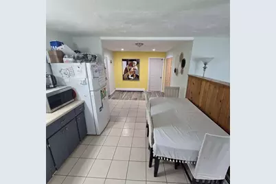 44 Leahy Rd, Brockton, MA 02302 - Photo 5