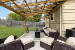 69 Denver St, Fall River, MA 02721 - Photo 9
