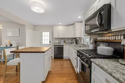 69 Denver St, Fall River, MA 02721 - Photo 15