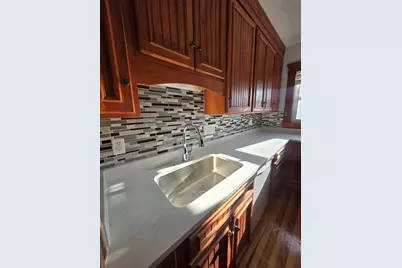 121 Hope Ave, Worcester, MA 01603 - Photo 5