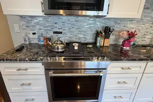 57 L St, Boston, MA 02127 - Photo 11