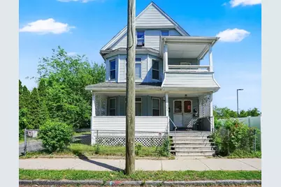 658 Union St, Springfield, MA 01109 - Photo 1