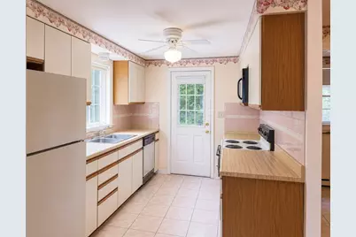 14 Fallon Court #14, Quincy, MA 02169 - Photo 5