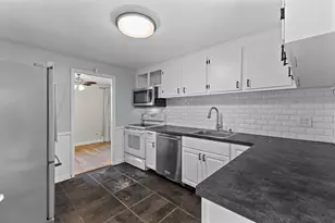 42 Woodway Dr, Shrewsbury, MA 01545 - Photo 3