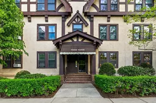 1734 Commonwealth Ave, Boston, MA 02135 - Photo 33