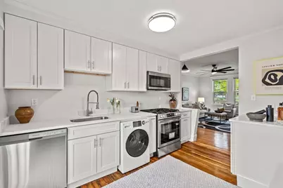 1734 Commonwealth Ave #4, Boston, MA 02135 - Photo 11