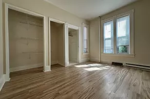 26 Hebron St, Springfield, MA 01107 - Photo 5