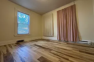 26 Hebron St, Springfield, MA 01107 - Photo 3