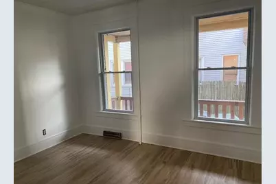 26 Hebron Street, Springfield, MA 01107 - Photo 9