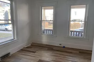 26 Hebron St, Springfield, MA 01107 - Photo 3