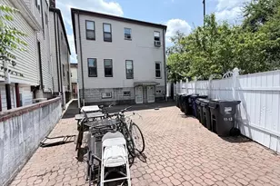 11 Seckel St, Cambridge, MA 02141 - Photo 13