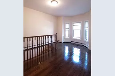 11 Seckel St #1, Cambridge, MA 02141 - Photo 3