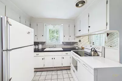 85 Second St, Pawtucket, RI 02861 - Photo 9