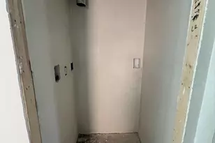 395 W Fourth St, Boston, MA 02127 - Photo 31