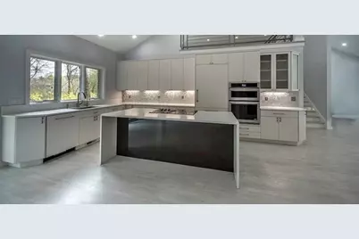 395 W 4th Street #2, Boston, MA 02127 - Photo 3
