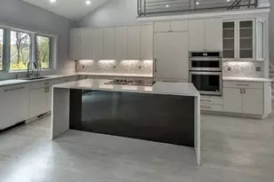 395 W Fourth St, Boston, MA 02127 - Photo 3