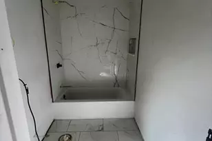 395 W Fourth St, Boston, MA 02127 - Photo 11