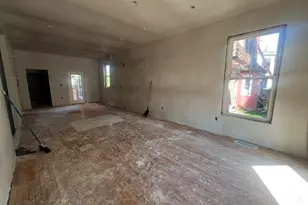 395 W Fourth St, Boston, MA 02127 - Photo 13