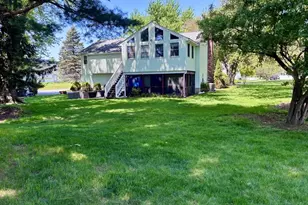 33 Tomahawk Dr, Northborough, MA 01532 - Photo 19