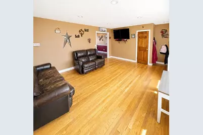 48 Sullivan Dr, Northbridge, MA 01588 - Photo 3