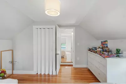 31 Houghton Street, Woburn, MA 01801 - Photo 29