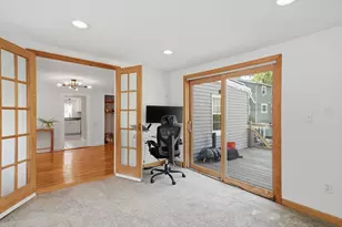 31 Houghton St, Woburn, MA 01801 - Photo 21