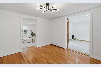 31 Houghton Street, Woburn, MA 01801 - Photo 7