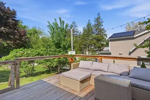 31 Houghton St, Woburn, MA 01801 - Photo 33