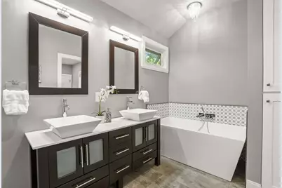 1 Lennoco Rd, Boston, MA 02130 - Photo 27