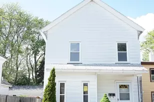 18 Sutherland St, Lowell, MA 01850 - Photo 1